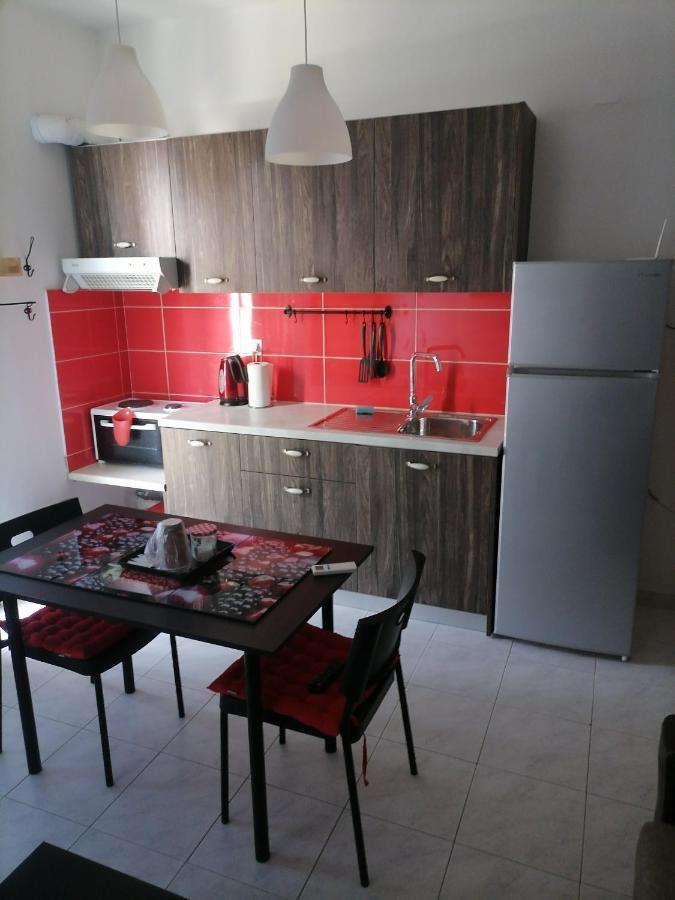 City Apartment Ierápetra エクステリア 写真